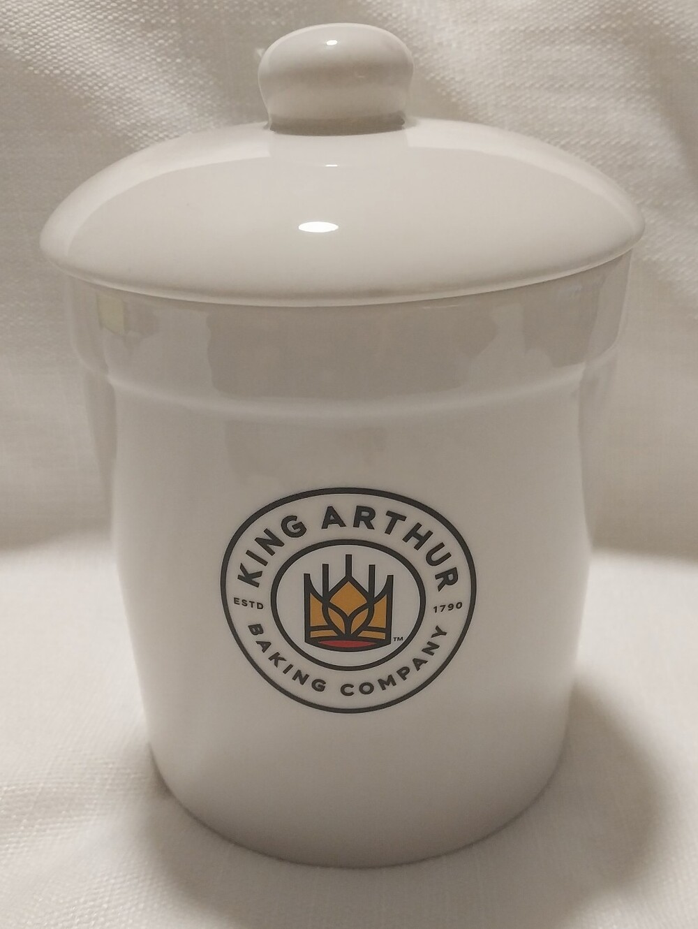 Chantal King Arthur Baking Company Ceramic Sourdough Croc Cookie Jar